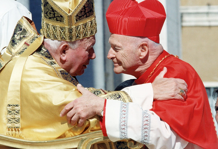 Các nhà học thuật Ba Lan phản đối việc bôi lọ Đức Gioan Phaolô II sau Phúc Trình McCarrick